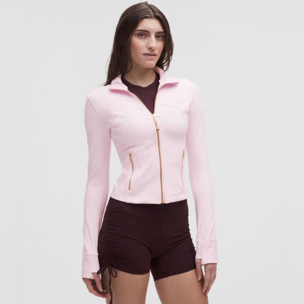 Lululemon Define Cropped Jacket Nulu/ pink organza with gold / size 6/ NWT